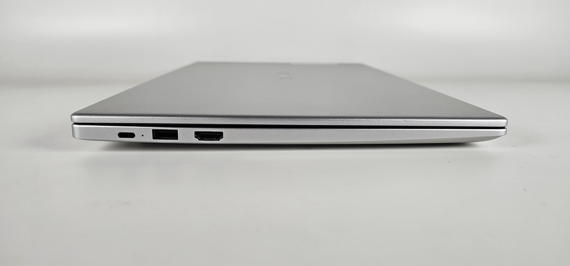 Huawei Matebook D15 R7 - Image 4