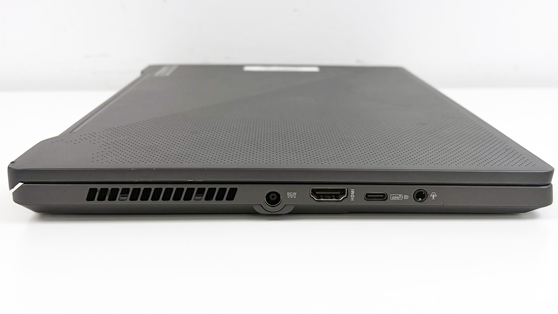 ASUS ROG Zephyrus G14 GA401IV - Image 5