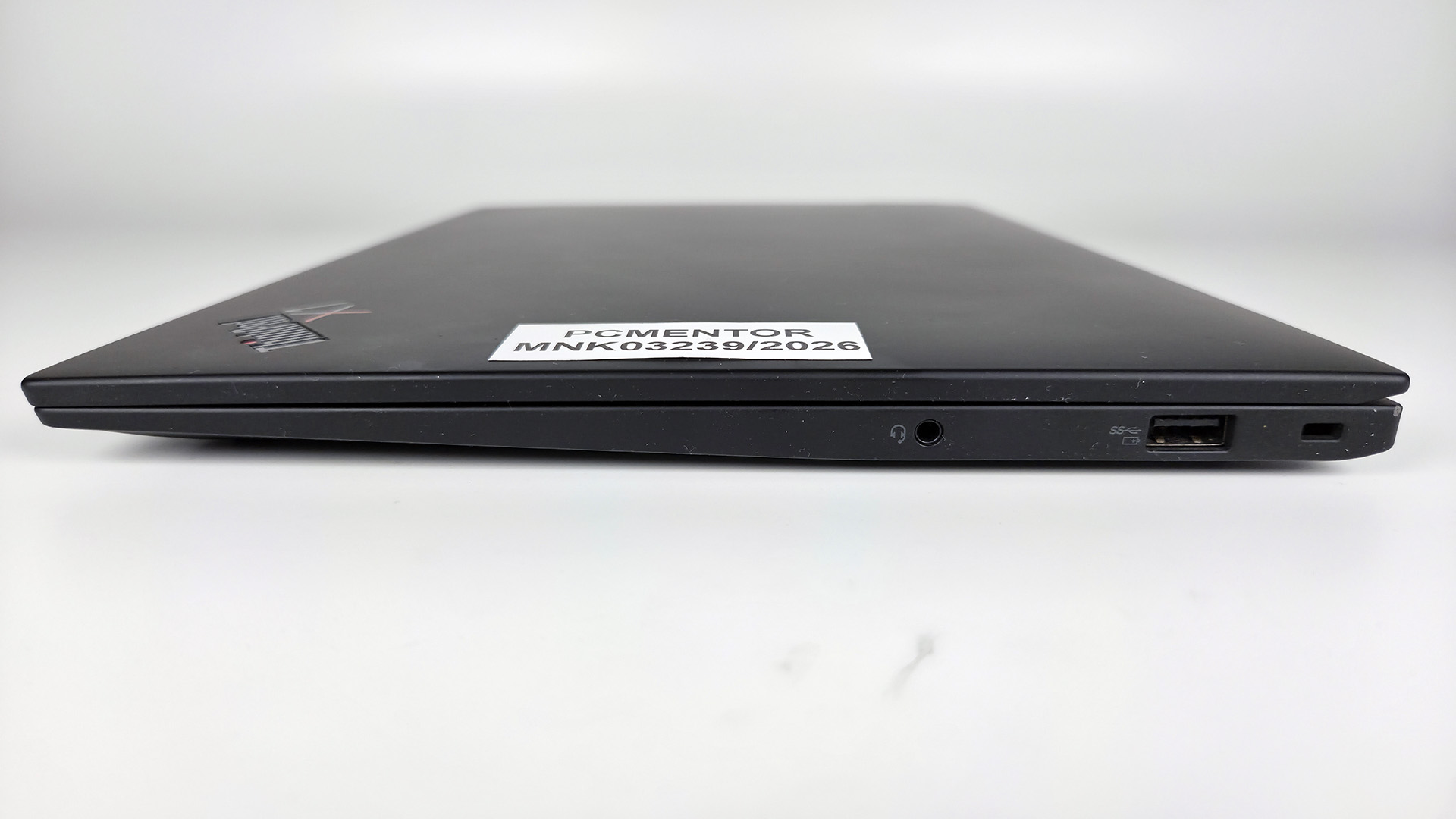 Lenovo Thinkpad X1 Carbon G9 - Image 5