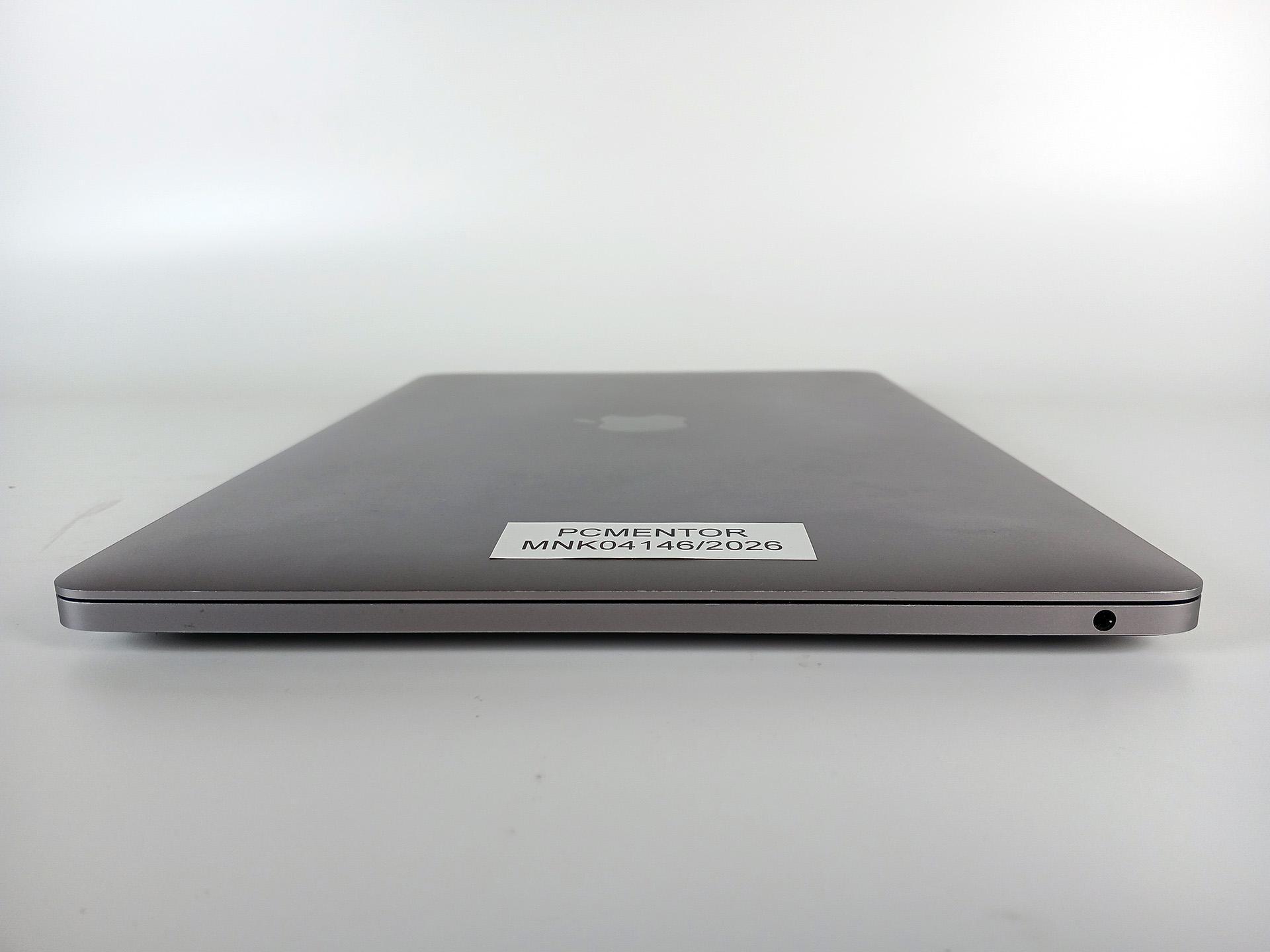Apple MacBook Pro 13 2020 - Image 4