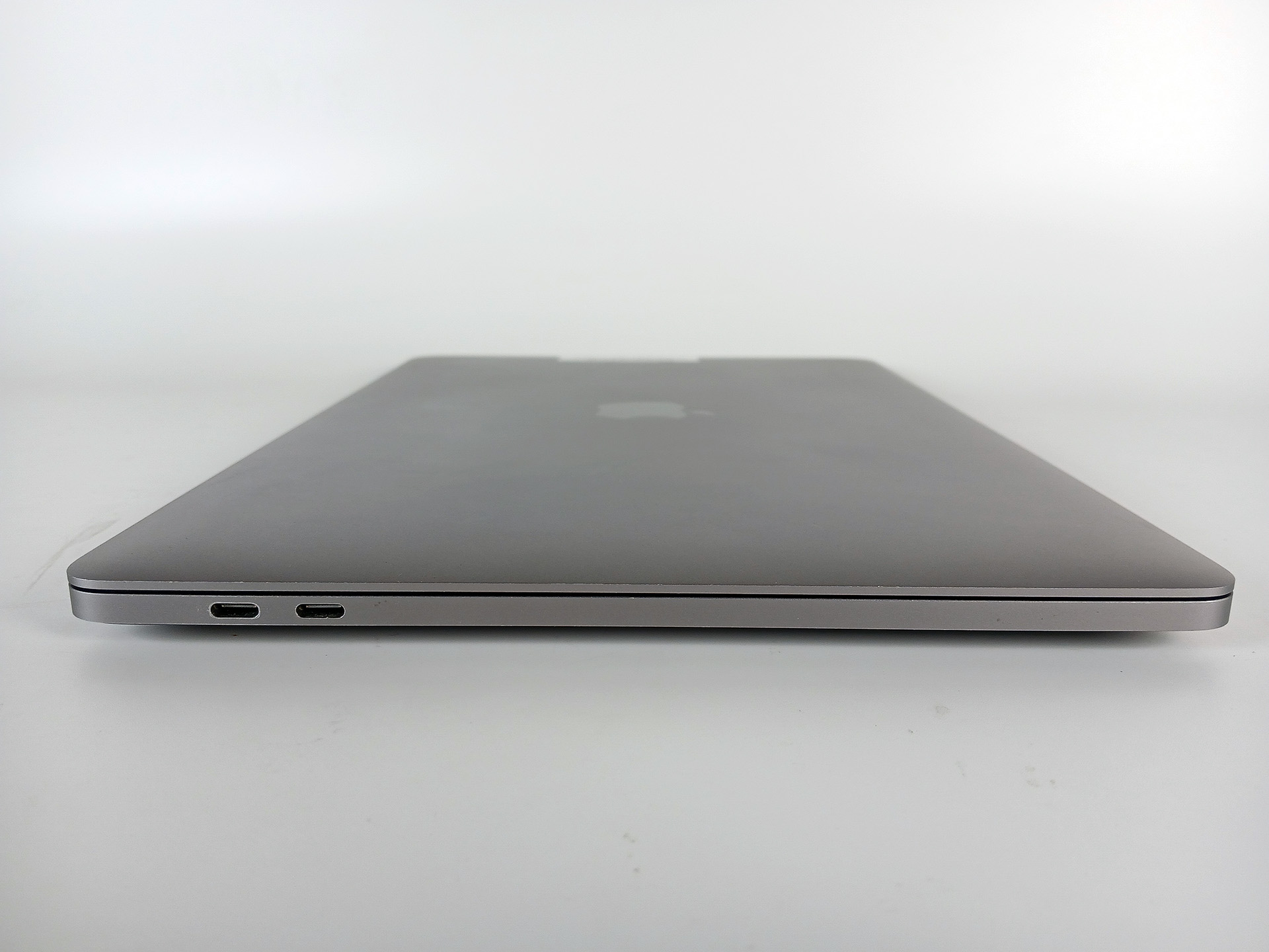 Apple MacBook Pro 13 2020 - Image 5