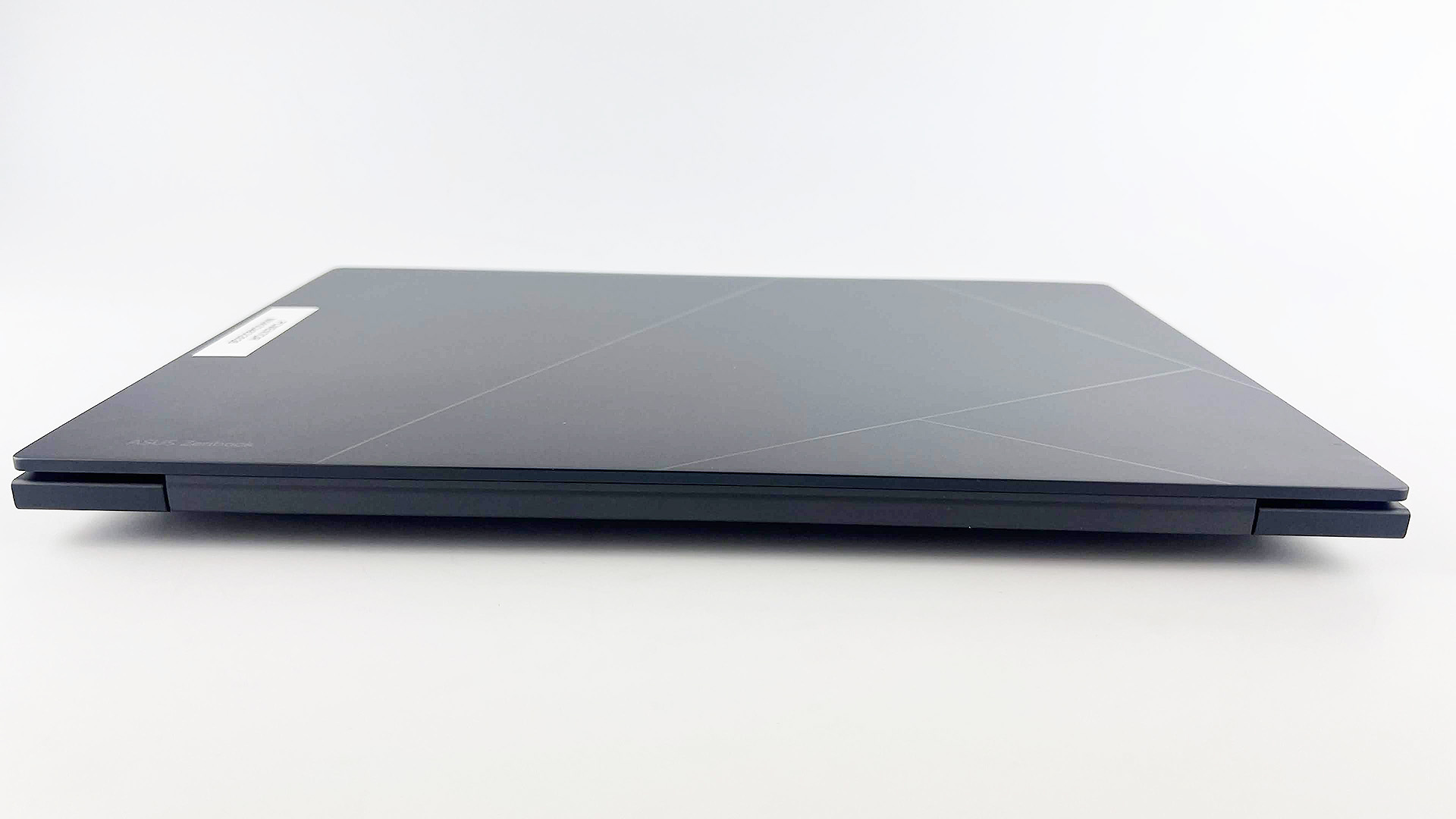 Asus Zenbook UX3404VA-M9054W - Image 6