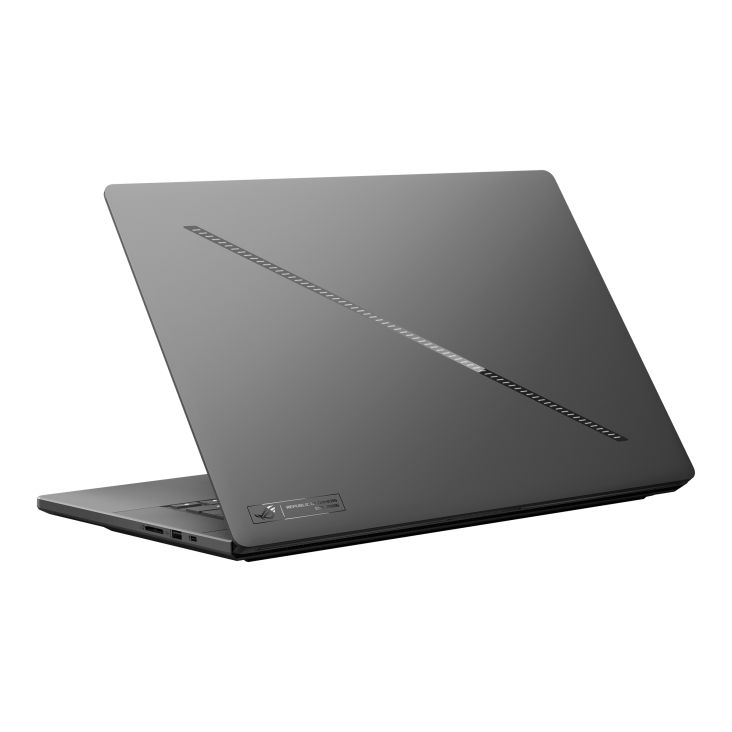 Asus GU606AX-TB002W