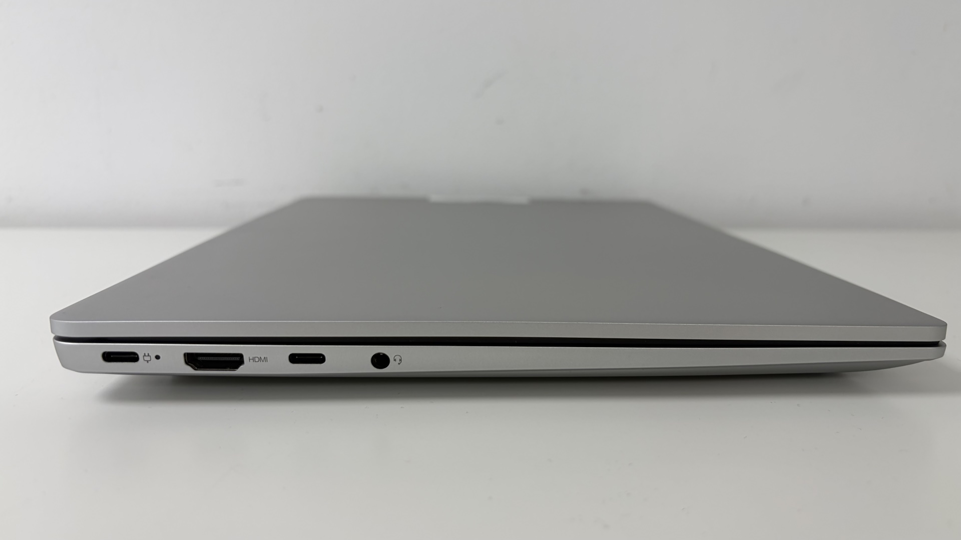 Lenovo IdeaPad Slim 5 14IRL8 - Image 5