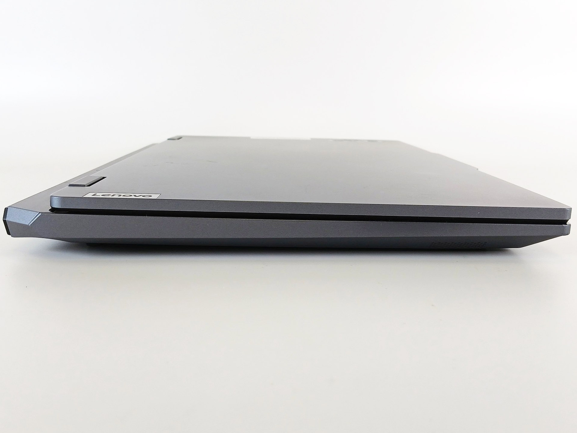 LENOVO LOQ 15IRX9 - Image 5