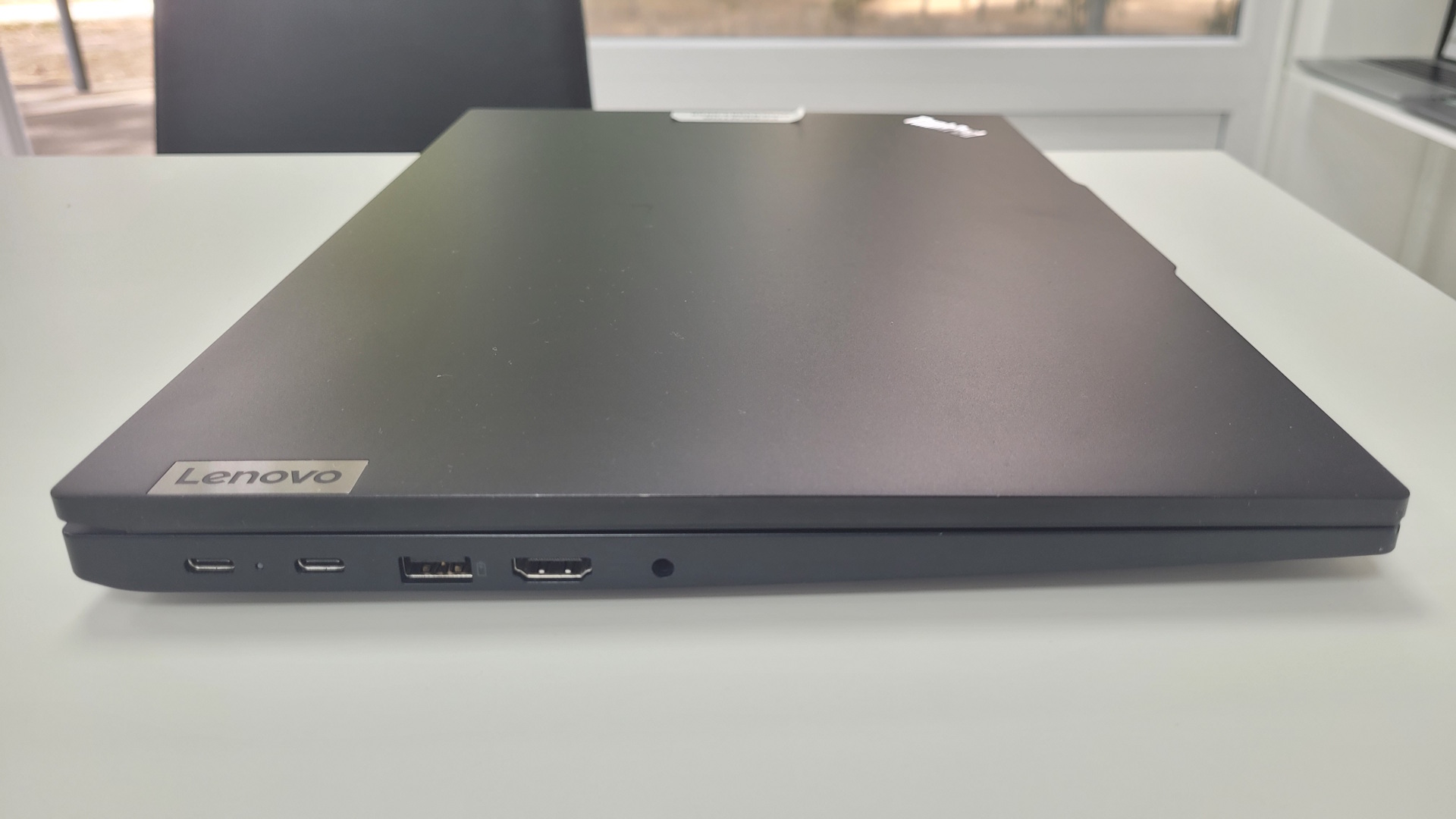 Lenovo Thinkpad E16 G2 - Image 5