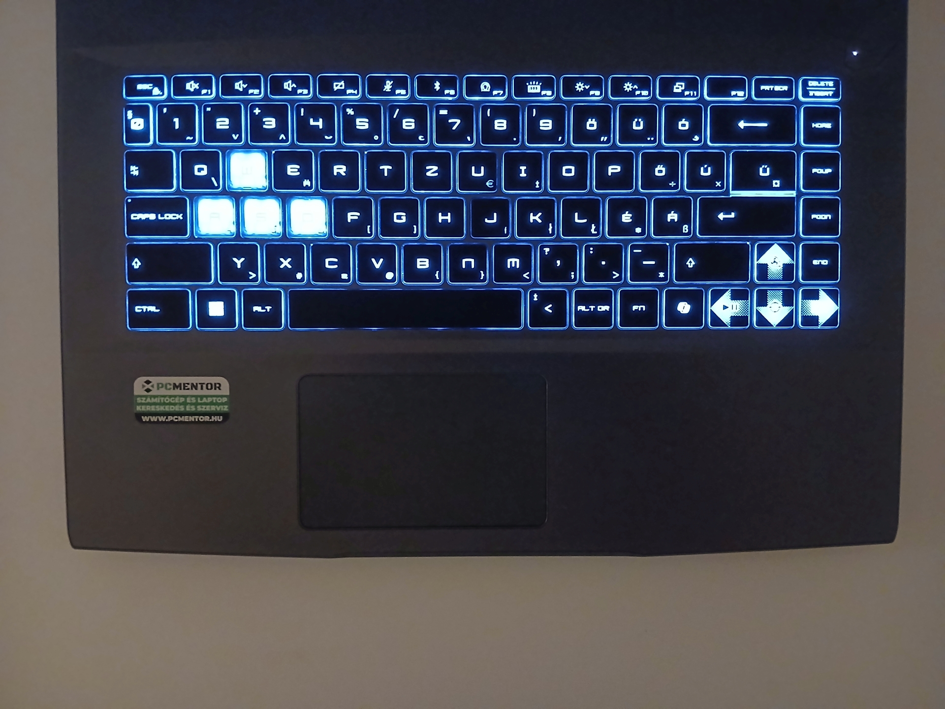 MSI Thin 15 B12UCX - Image 3
