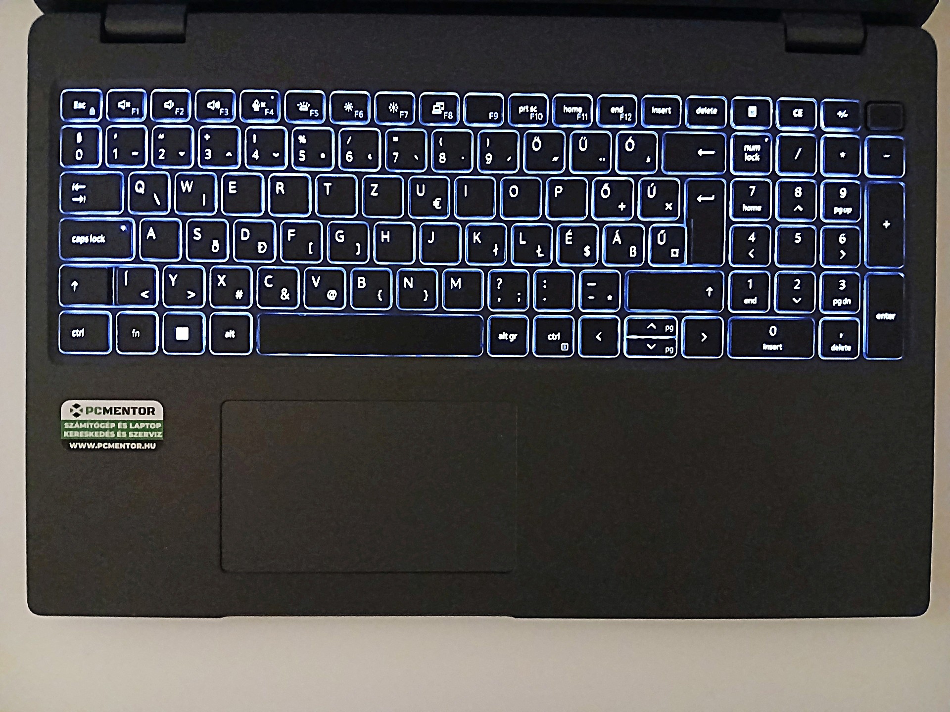 Dell Latitude 3540 - Image 3